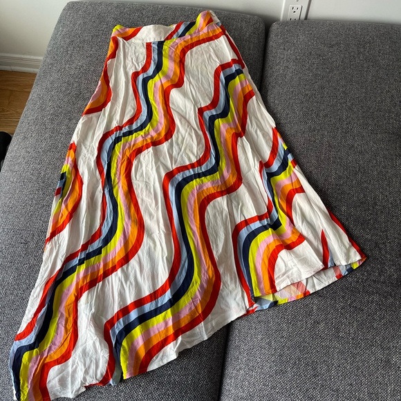 House of Holland Colorful Wave Pattern MIDI Skirt - Picture 6 of 13